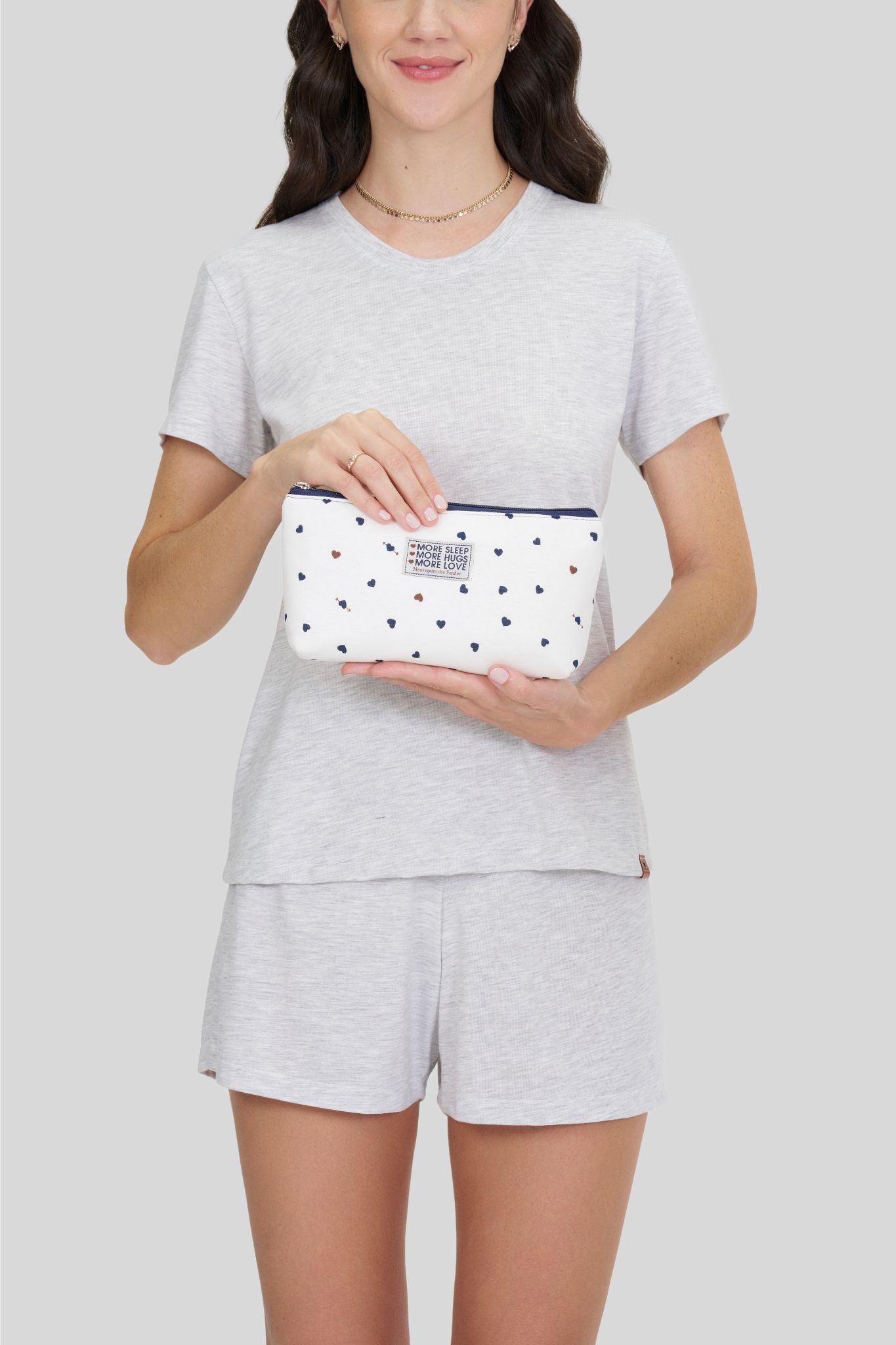 Necessaire