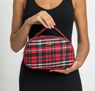 Necessaire