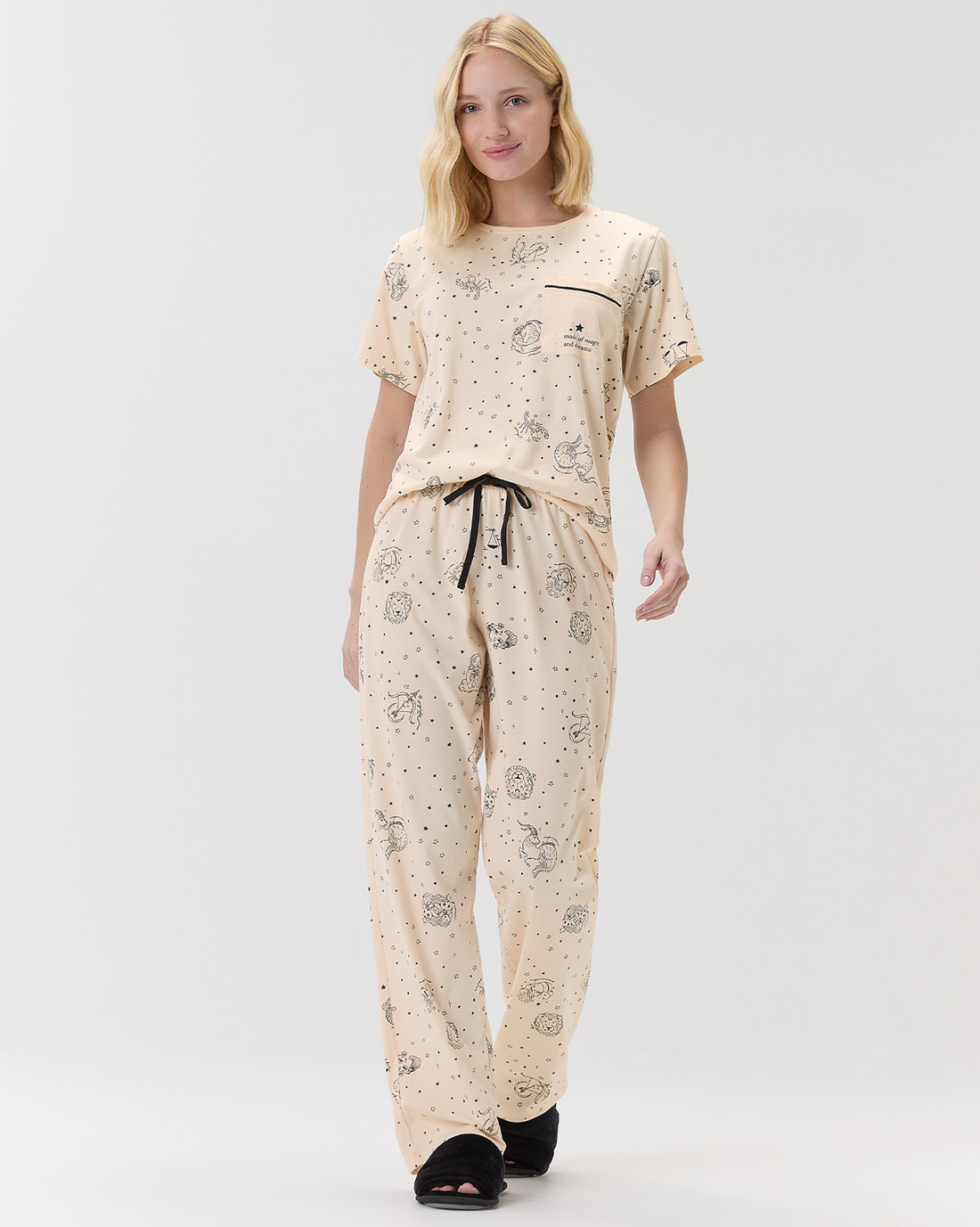 Pijama Feminino Manga Curta Com Calça
