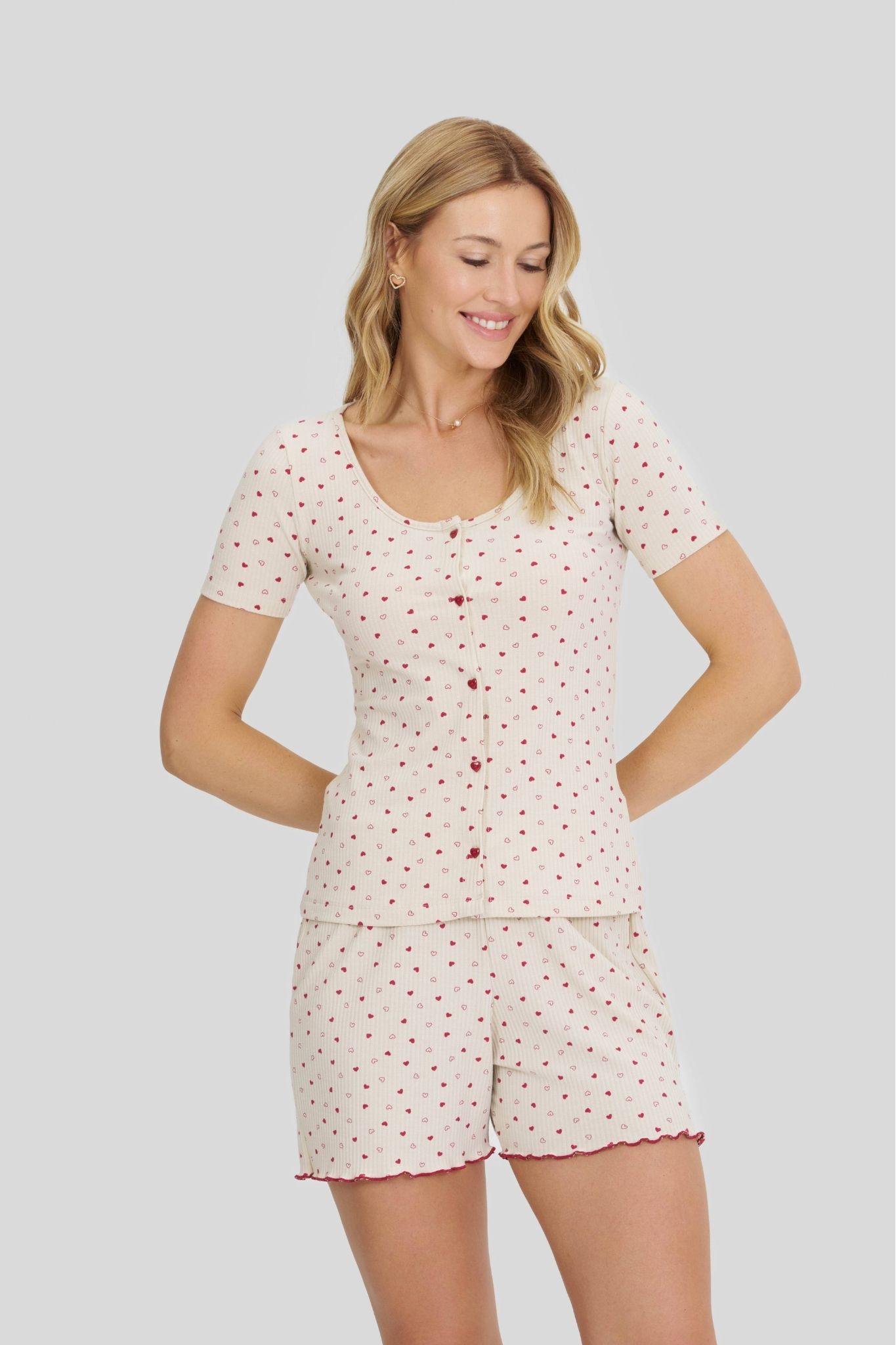 Pijama Feminino Americano Manga Curta Com Shorts