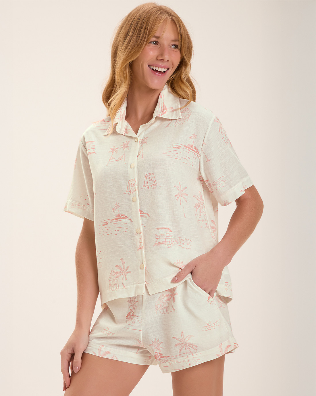 Pijama Feminino Americano Manga Curta Com Shorts