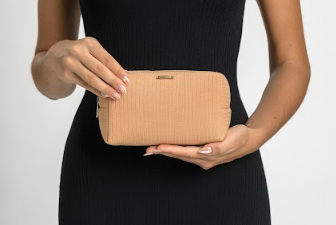 Necessaire